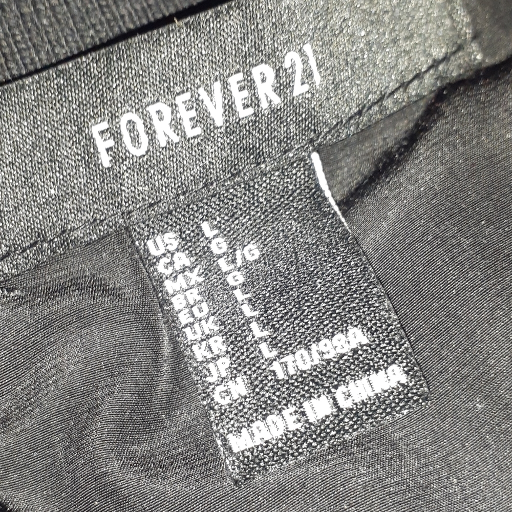 SOLD Forever 21 Quilted Flower Jacket - Picture 8 of 8